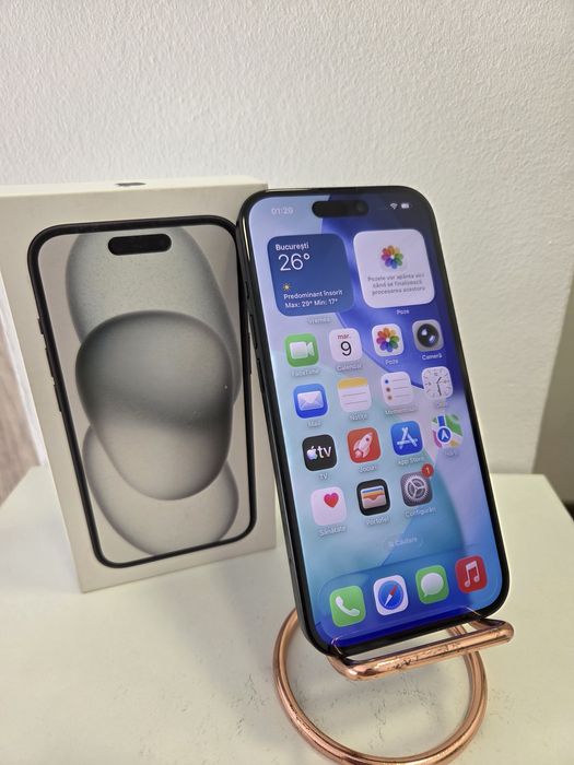 IPhone 15 87% baterie