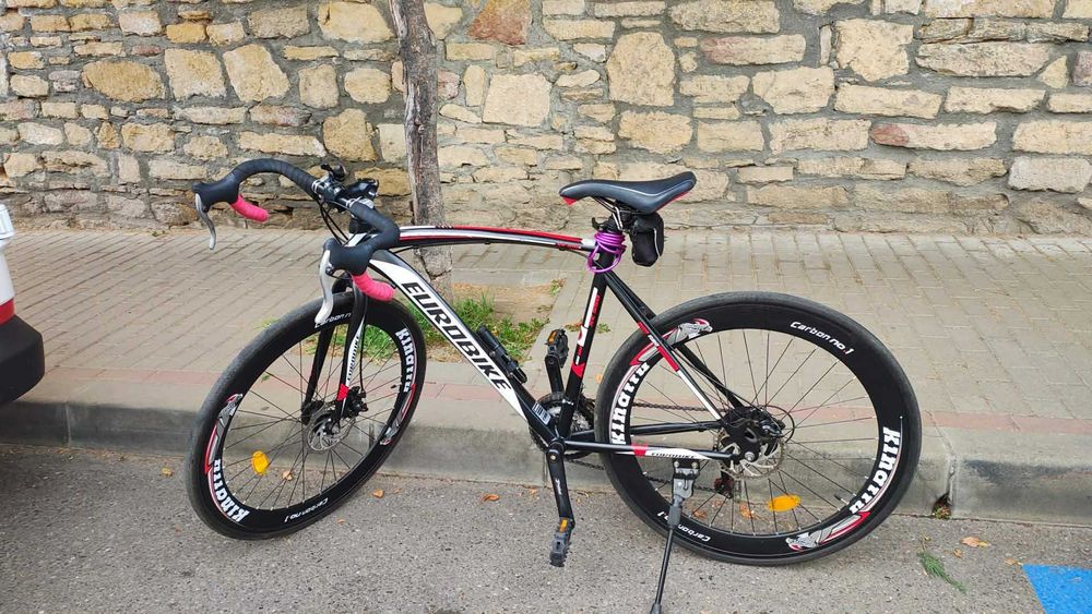 Vând bicicletă semicursiera 1300 lei