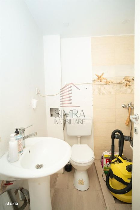 Casa la curte comuna pe str. Ady Endre