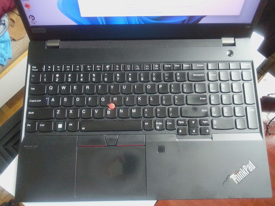 Продавам Lenovo ThinkPad T15 Gen 2