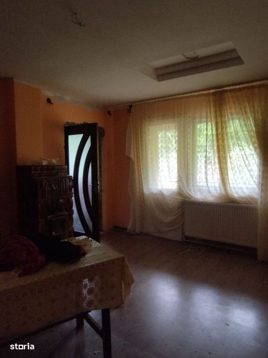 Valea Rosie, casa