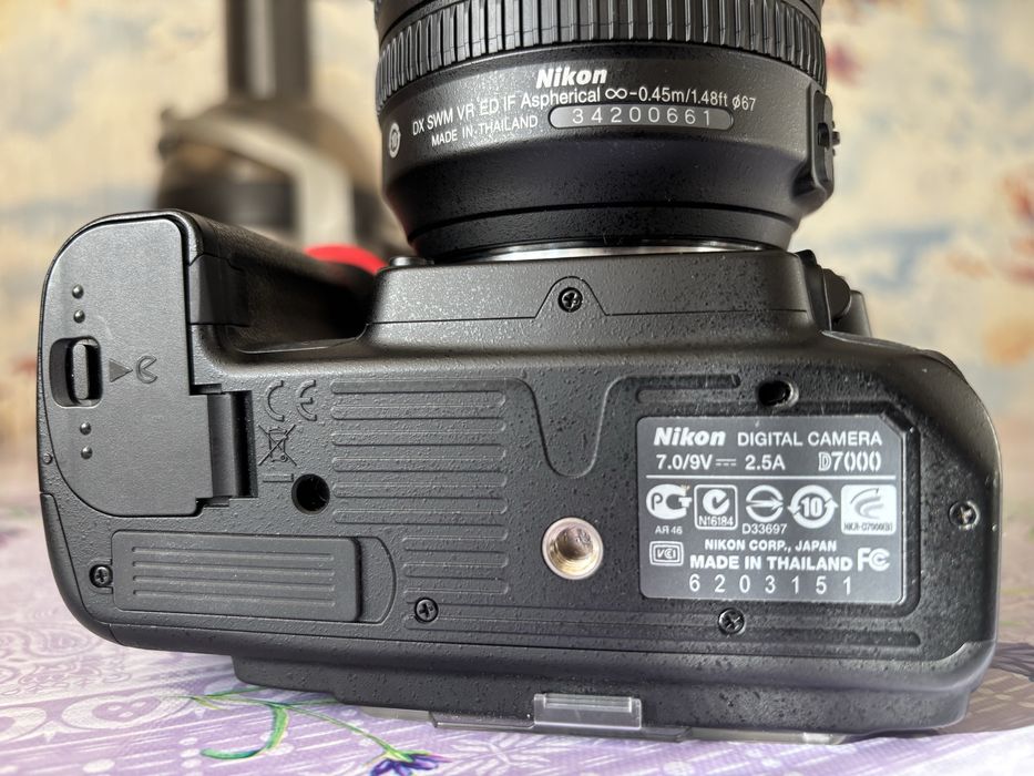 Продам фотоаппарат Nikon D7000