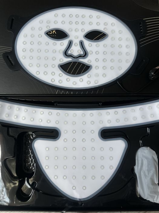 Phototherapy mask