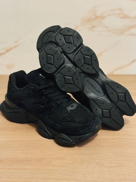 New Balance 9060 Black