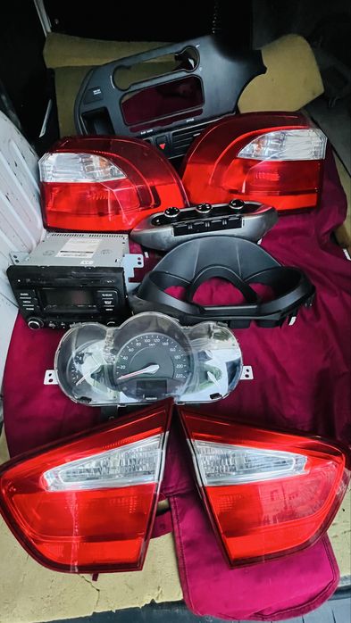 Dezmenbrez kia rio  ub din 2013