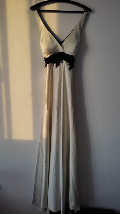 Платье со шлейфом