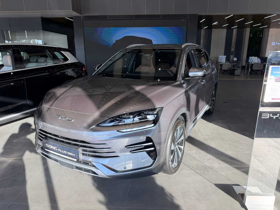 Рассрочка 0% BYD Song Plus Champion DM-i 150 km Flagship