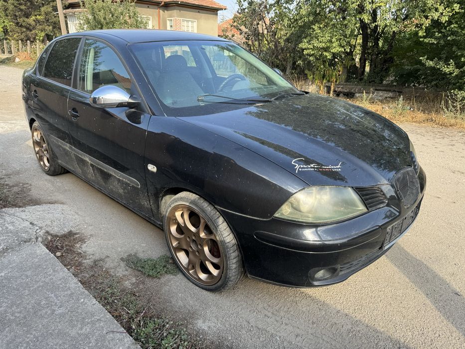 Продавам сеат кордоба на части само