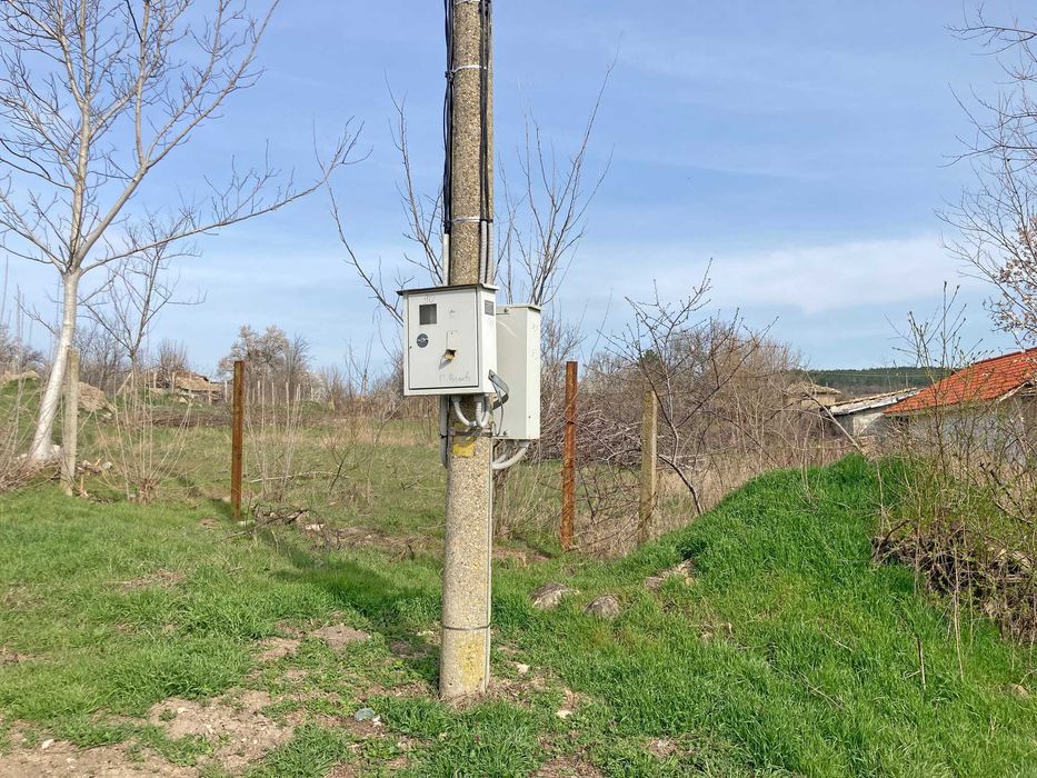 ПРОДАВА ПАРЦЕЛ за къща или за ГРАДИНАРСТВО, с. Енево (общ. Нови пазар)