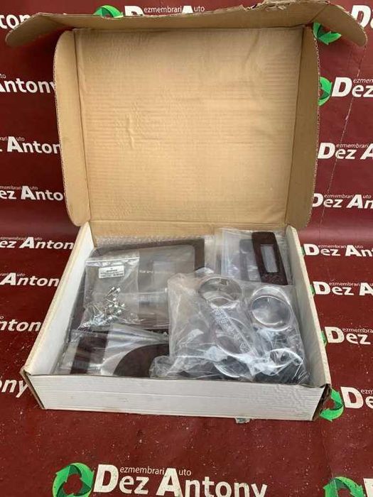 Set Ornamente Interioare NOU ORIGINAL Jeep Commander