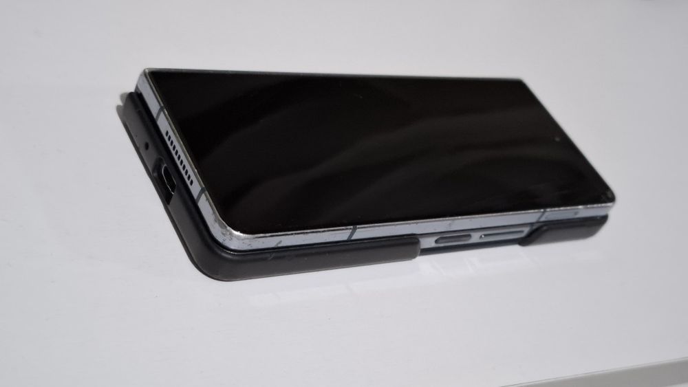 Продам Samsung Z fold4 12/256Gb