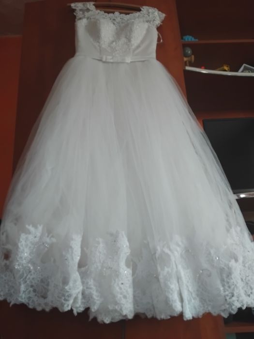 Vînd rochie de mireasa