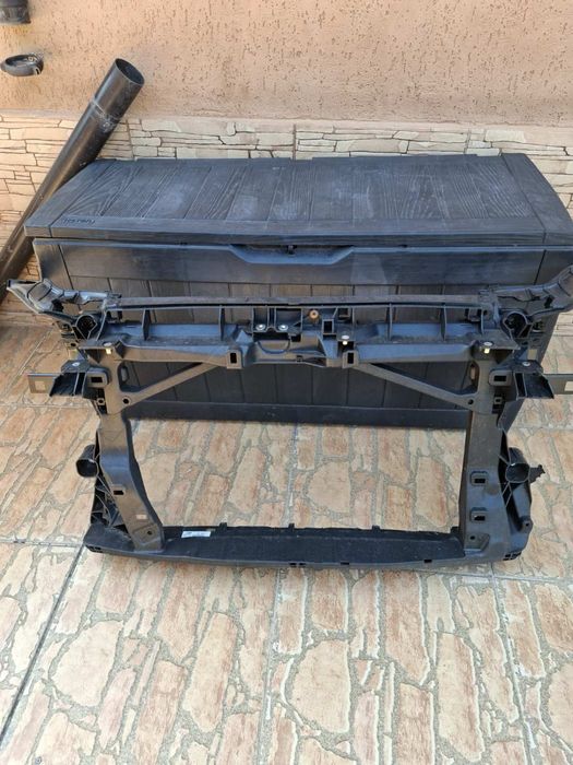 Предна маска за Ауди А3