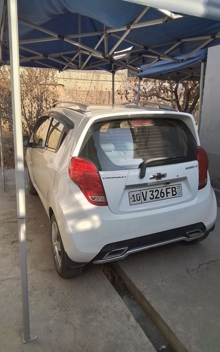 Срочна Спарк сотилади