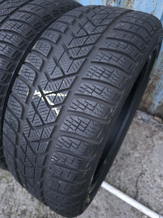 Anvelope Iarnă 205.50.17 Pirelli An 2019 Profil peste 7mm Grosime