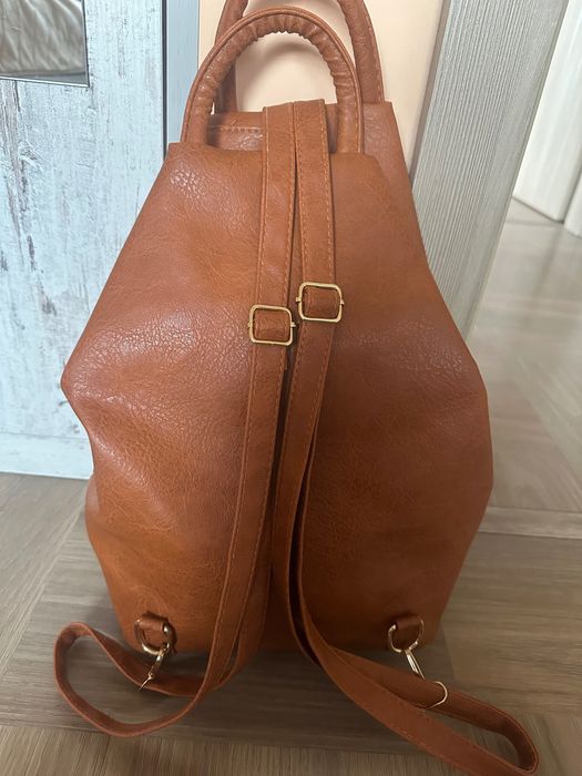 Раница-чанта естествена кожа