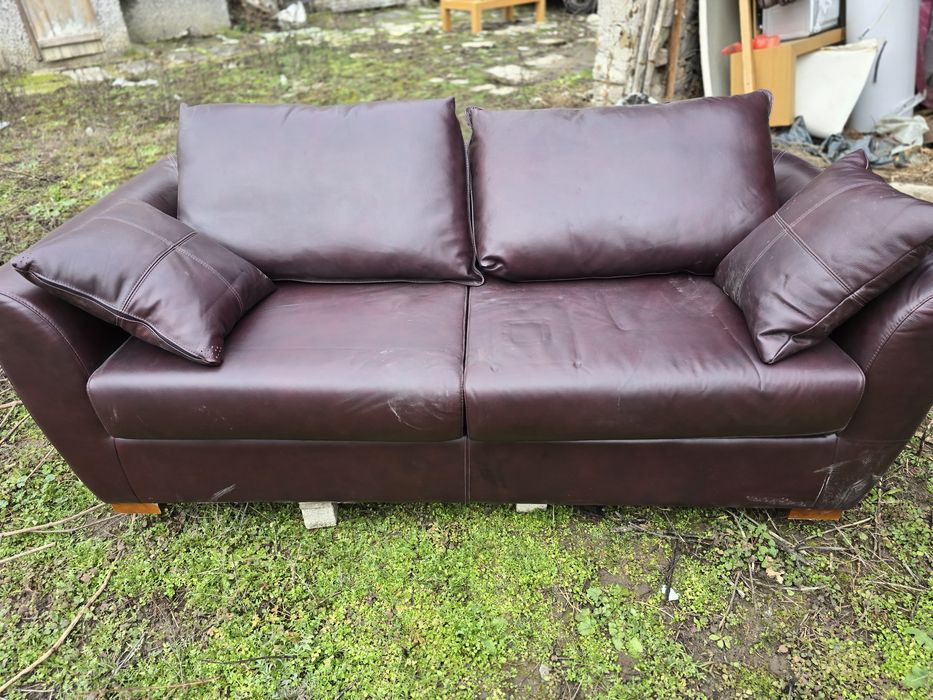 Модерен кожен диван нов!