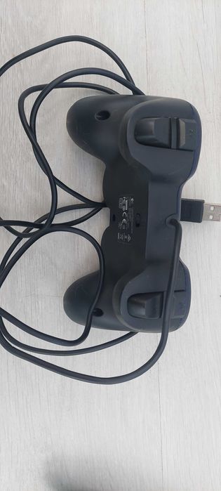 3 PC контролера (Logitech, Genius и Hama) – работещи