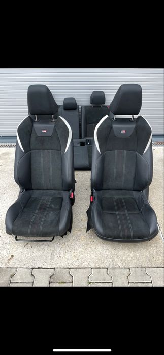 Полу кожен салон за Toyota CHR 2020г/тоьота /кожа+велур/ подгрев