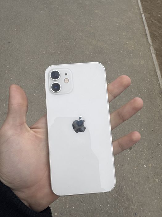 Айфон 12 77% аккумулятор