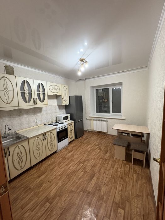 Сдам 1 комнатную квартиру посуточно  район Цемпоселок