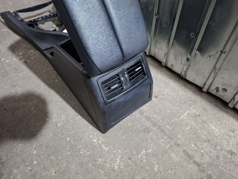 Cotiera consola centrala dubla rabatabila BMW E90 E91 E92 E93