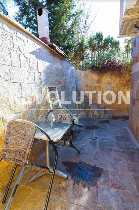 Дава се под наем Едностаен апартамент в к.к. Св.Св. Константин и Елена - 38 кв.м за 298.86 € - Снимка #3