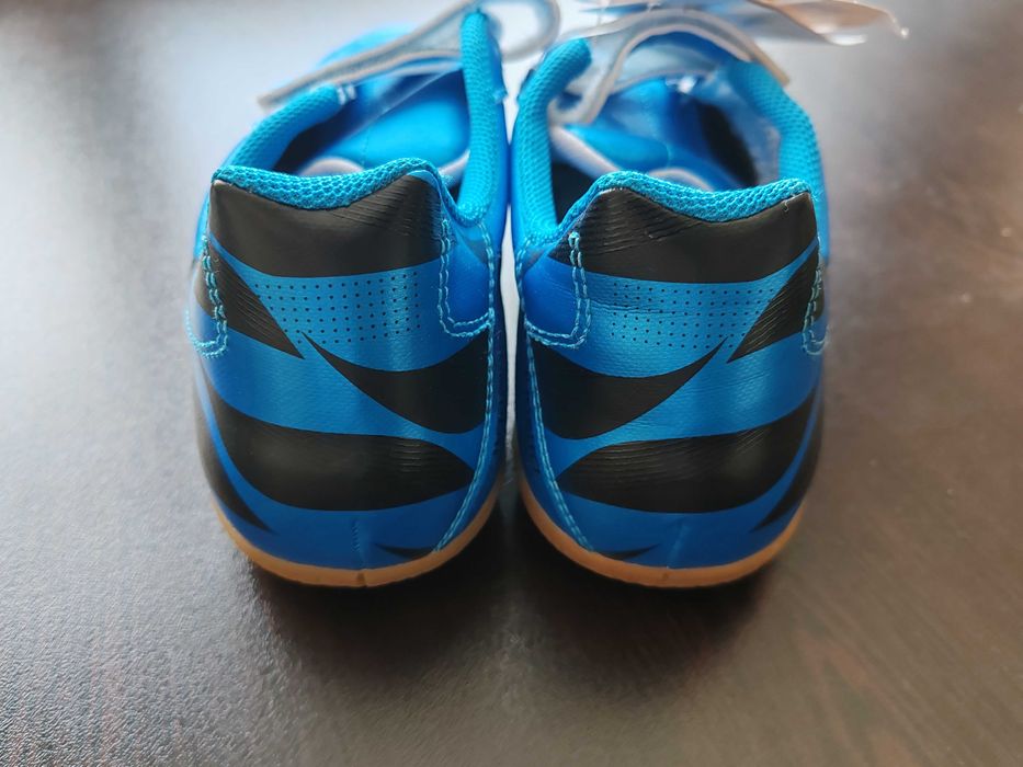 Футболни обувки ADIDAS 11 QUESTRA IN 39  1/3 номер