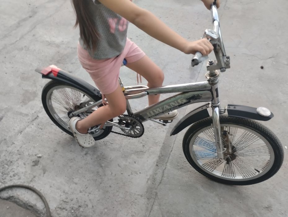 Продам срочна BMX 2000