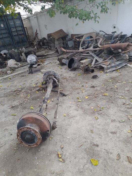 Зил запчастлар сотилади