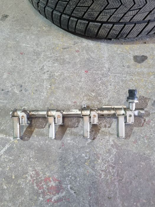 Rampa injectie 1.6 Ecoboost SCTi 134kw 182cp Ford mk3