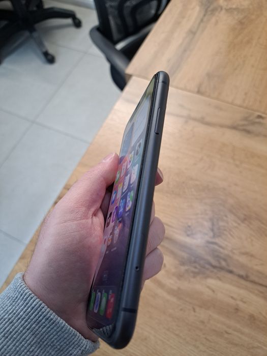 Продается IPhone 11 128gb