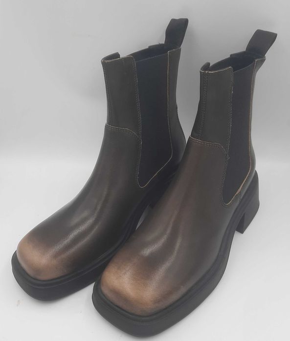 Superbe botine retro /ghete chelsea VAGABOND noi piele naturala degradee foarte comode si usoare 40