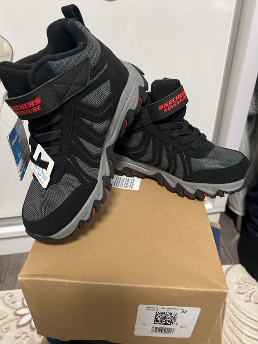 Ghete trekkings Skechers Rugged Ranger Negru nou marimea 33