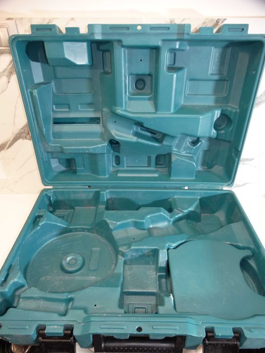 Makita Plastic Case GA037G / GA038G - Празен куфар за 40V ъглошлайф