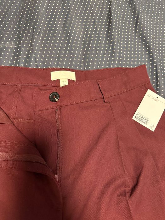 Бордо пантлон на H&m