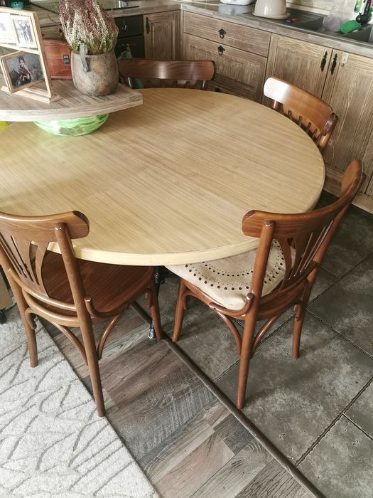 Трапеза маса за хранене с дървен плот и ковано желязо крак - 10%