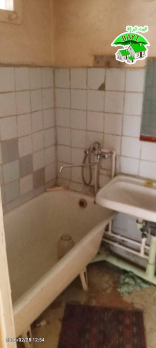 х Чиланзар 23 квартал 2/5/5 Без Ремонт,Кирпичный,Разделка