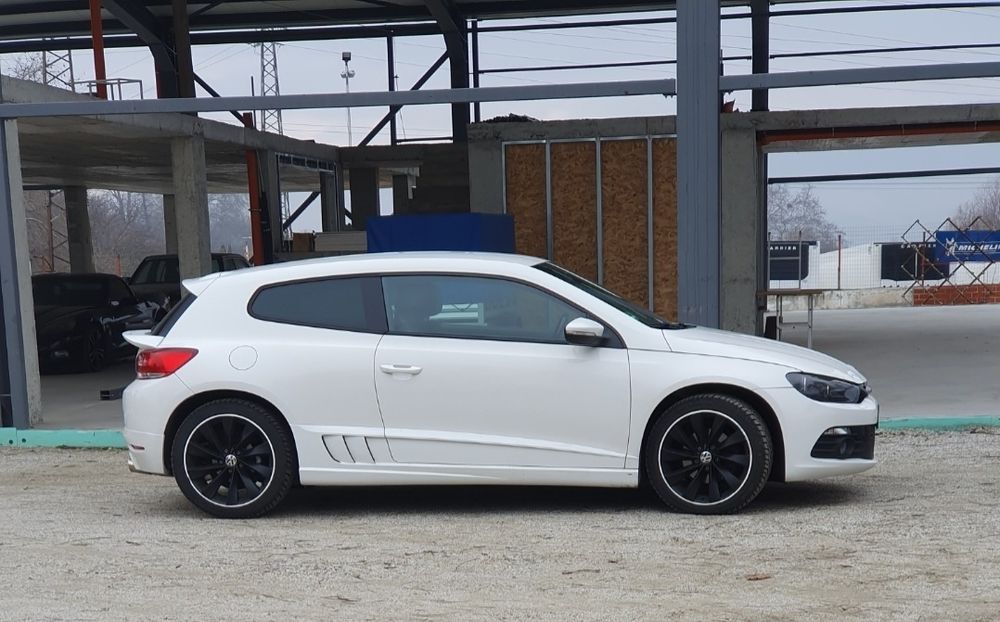VW Scirocco 2009год.