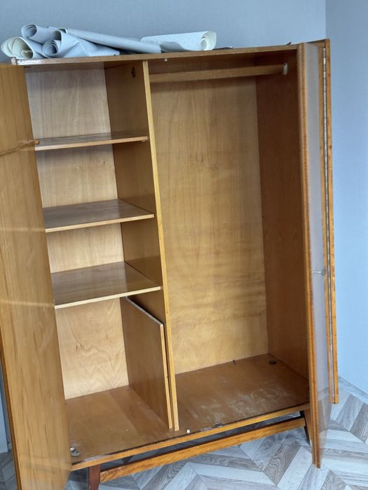 Отдам даром шкаф. Самовывоз