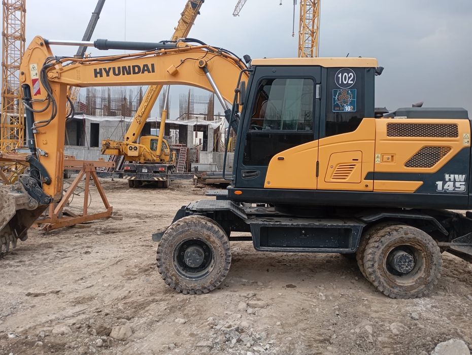 Услуги экскаватора Хюндай HW145