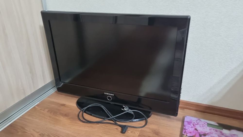 Телевизор Самсунг