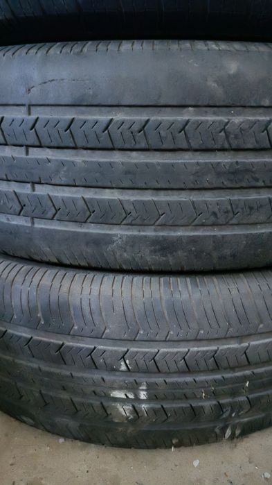 Балон автошина. Для легковых автомашин.