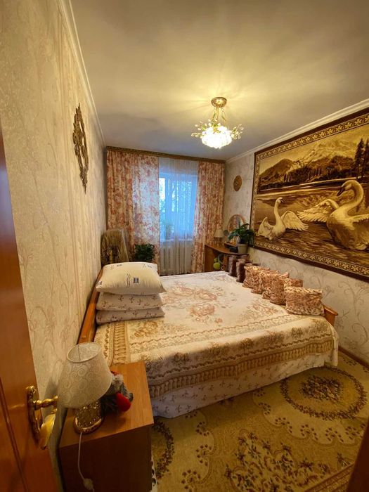 Продам трехкомнатную квартиру