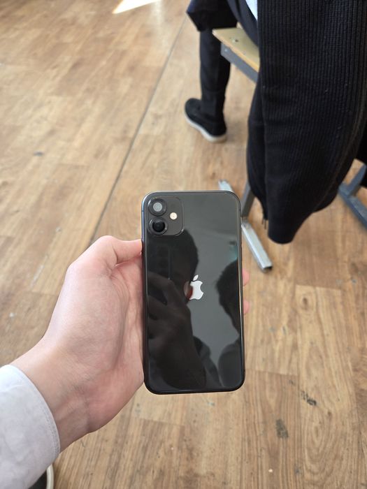 iPhone 11 ГБ 128
