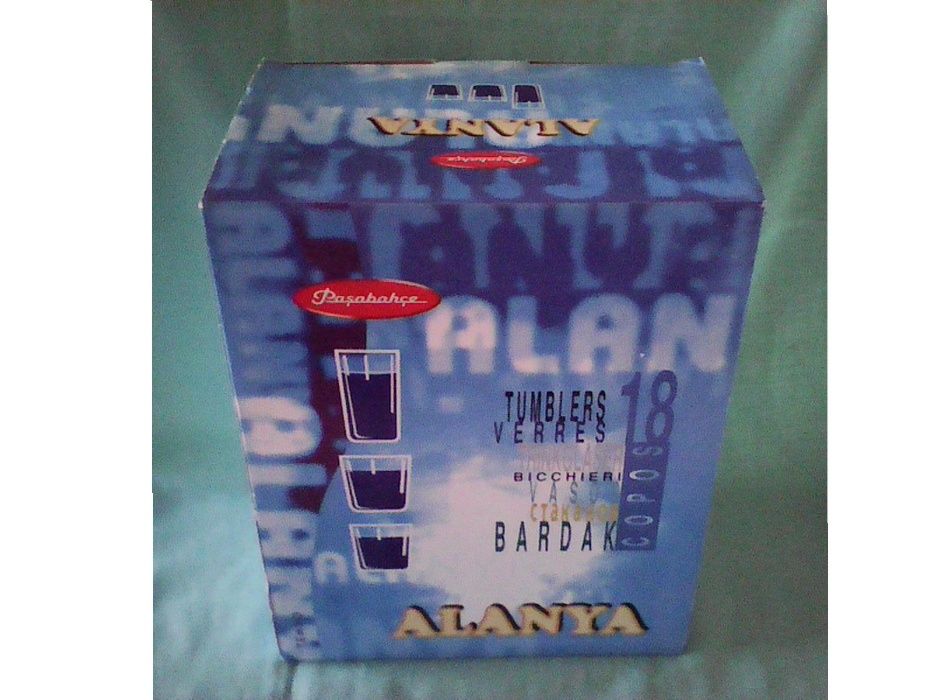 Комплект стъклени чаши - 18 бр.