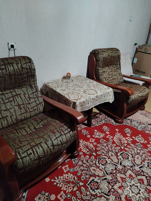 Продаётся  диван и кресло