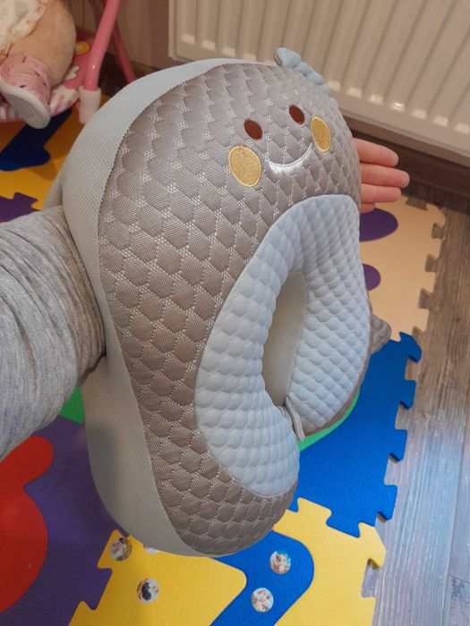 Pernă pentru alăptare