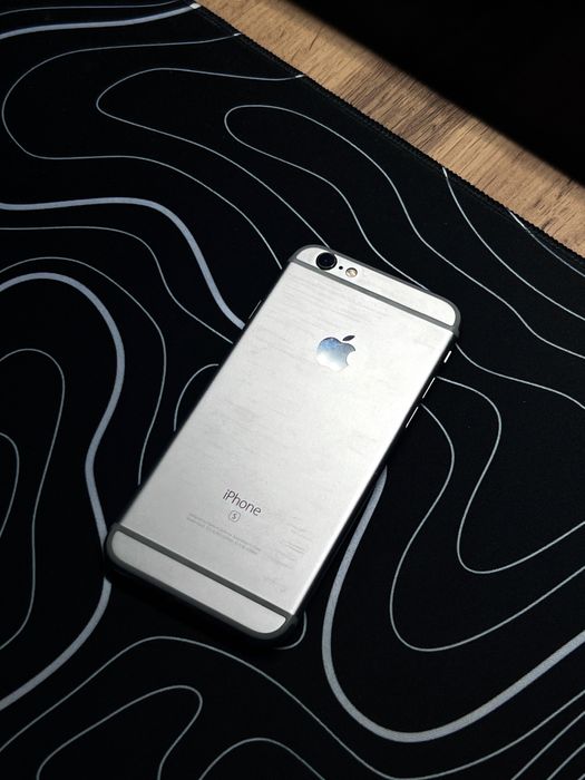 iPhone 6s Серый 64гб