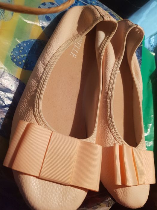 Продам разную обувь дёшево  р 37-38-40